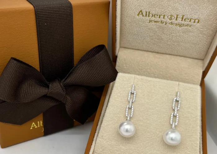 Earrings Albert Hern Earrings 18kt White Gold South Sea Pearls Drops with Paper Clip Diamonds Earrings Albert Hern Earrings 18kt White Gold South Sea Pearls Drops with Paper Clip Diamonds