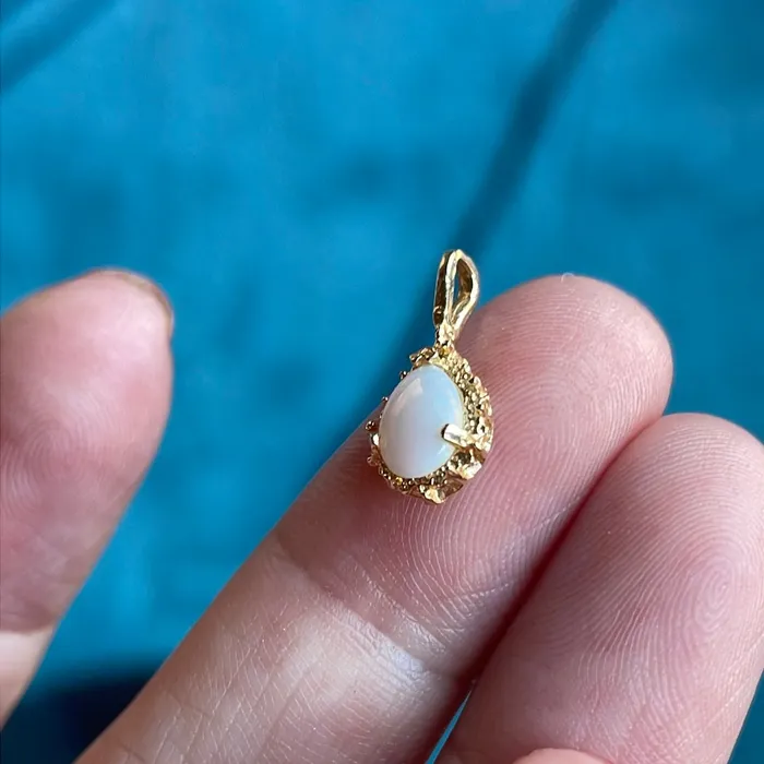 Vintage Paris Jewelry PreStyled Sets Opal Pendant 10k Gold Vintage Vintage Paris Jewelry PreStyled Sets Opal Pendant 10k Gold Vintage